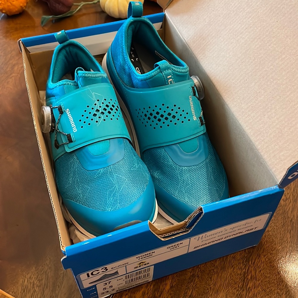 Shimano spin bike shoes
